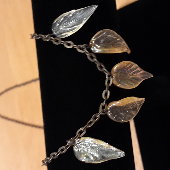 Vintage Leaf Necklace Q133 - Picture 6 of 9